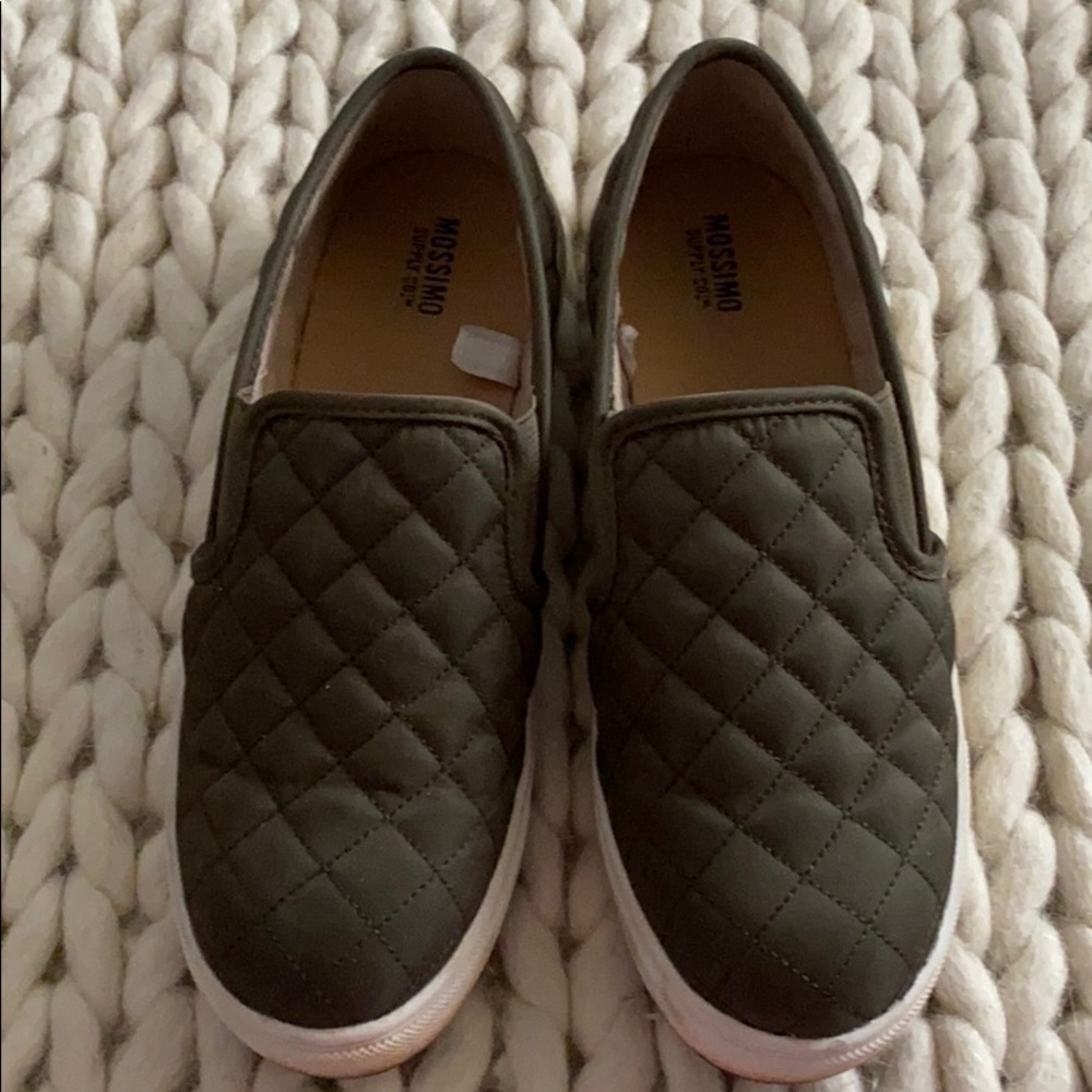 Slip on sneakers
